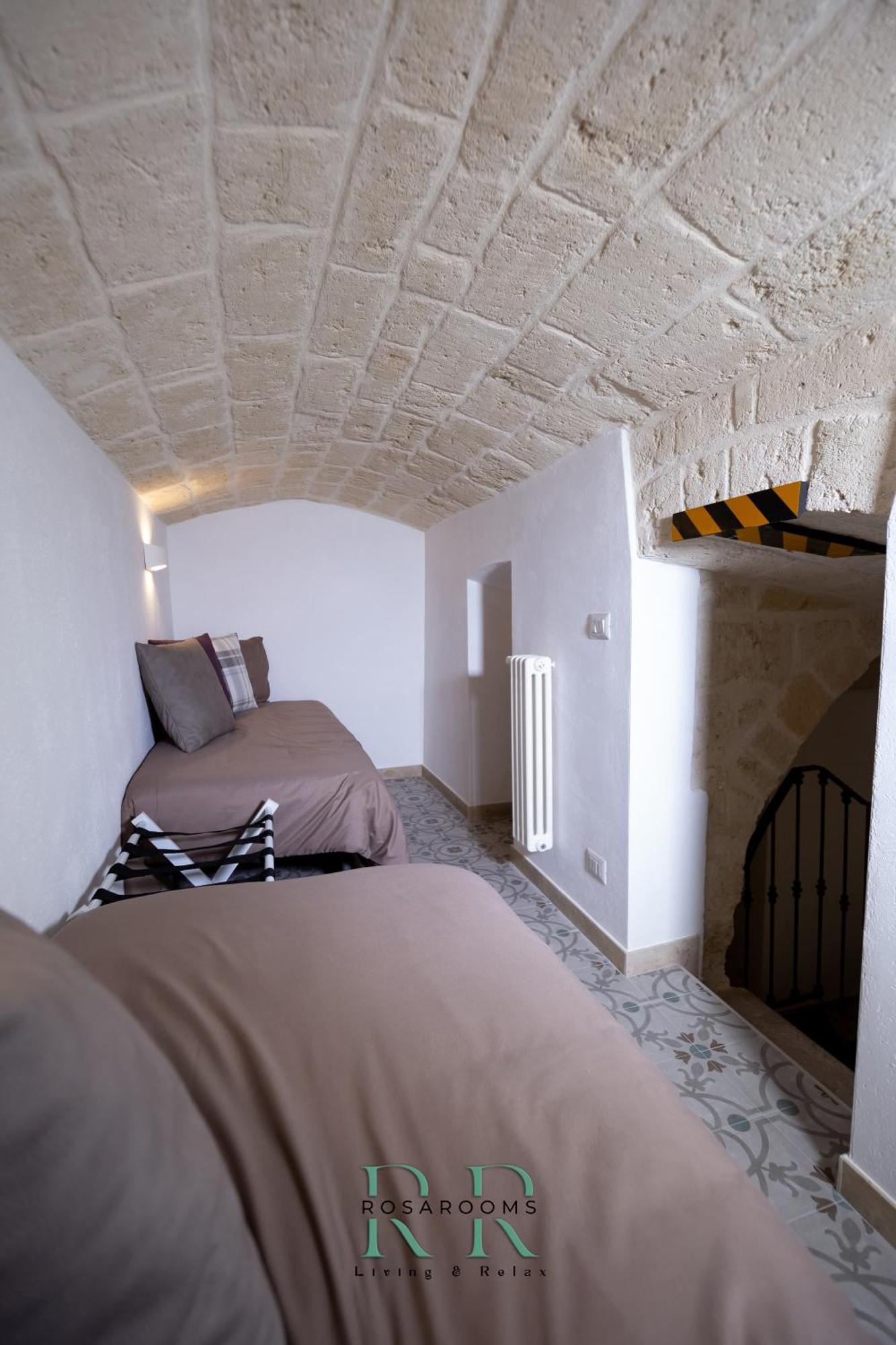 Rosa Rooms - Living & Relax - Family House Bisceglie Exterior foto