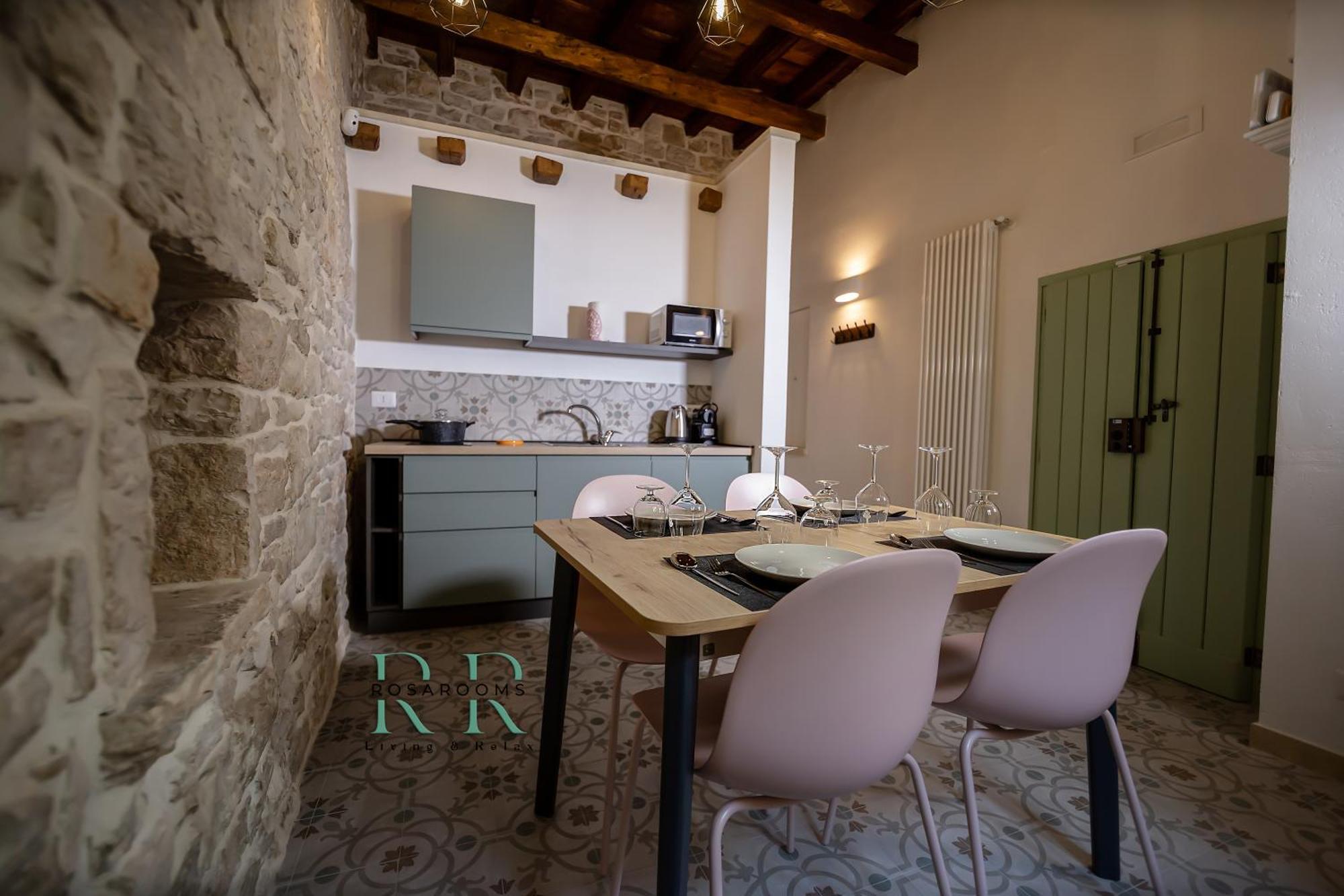 Rosa Rooms - Living & Relax - Family House Bisceglie Exterior foto